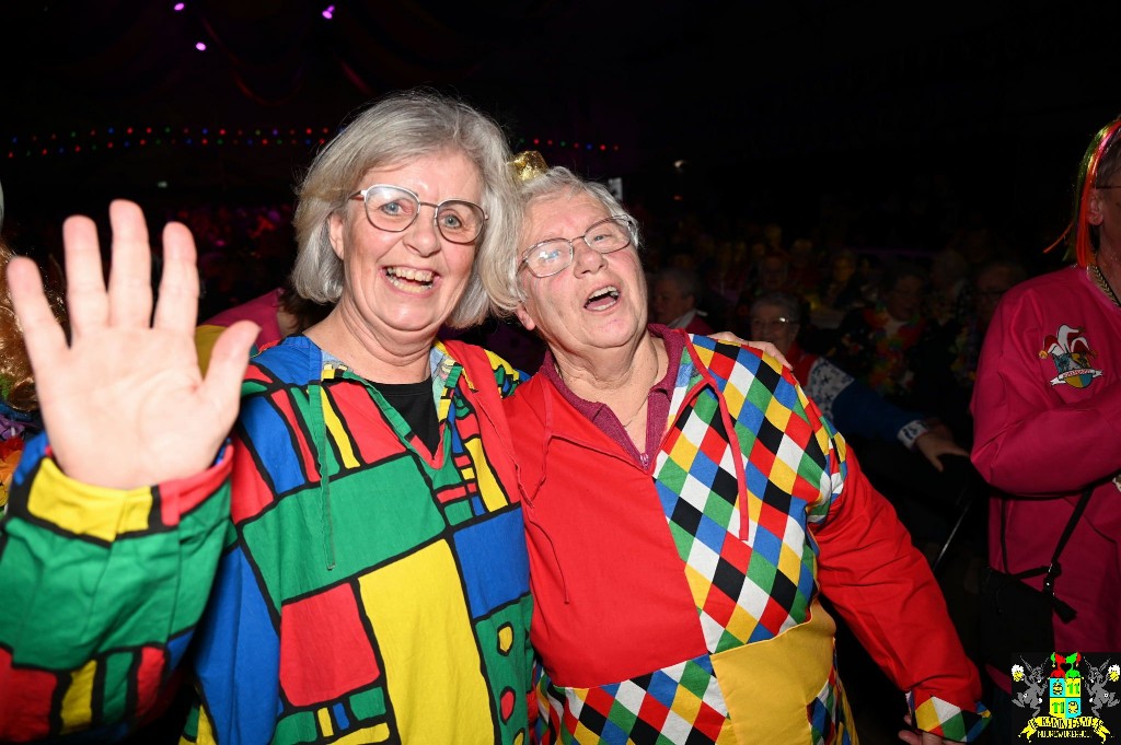 ../Images/Senioren carnaval 2024 407.jpg